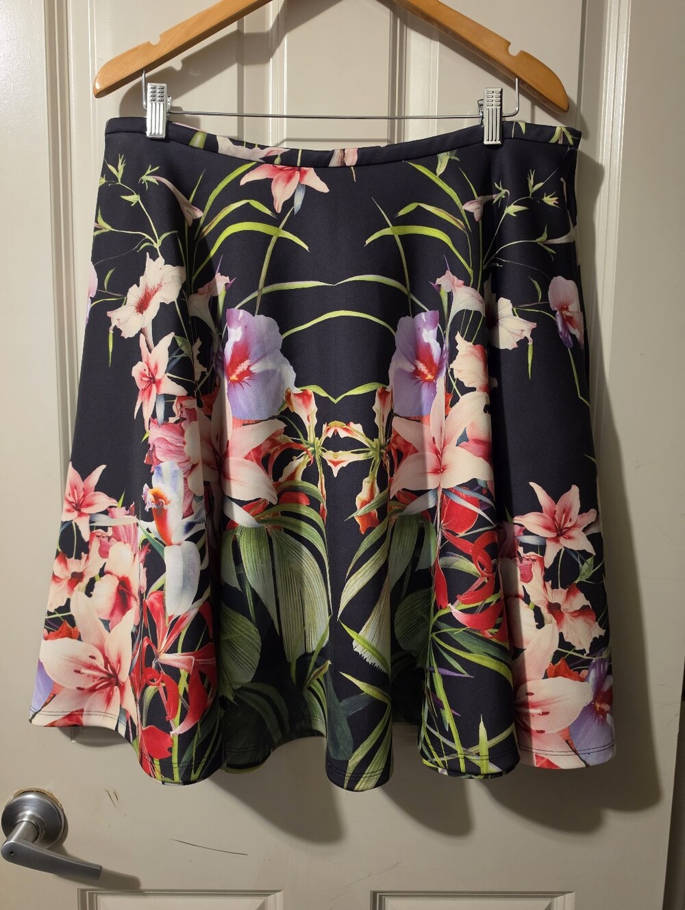 Ted Baker Cream Circle Skirt Sz 5